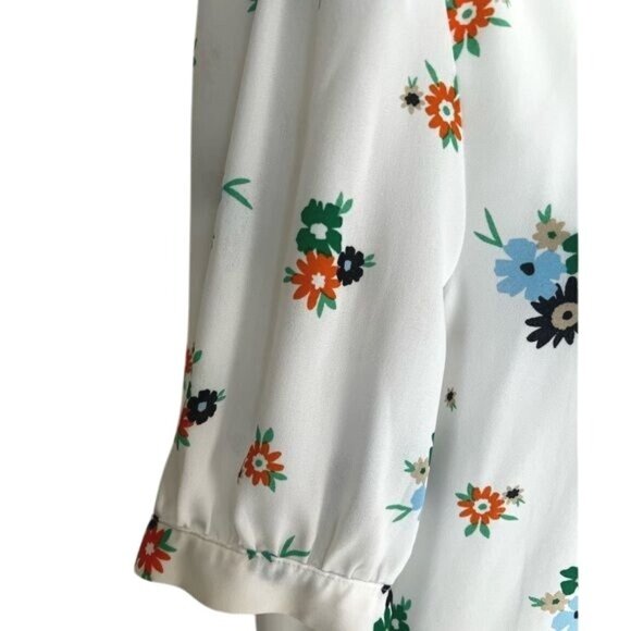 Charter Club Floral Button-Front Blouse With Pintuck Details Short Sleeve Medium - Picture 4 of 16